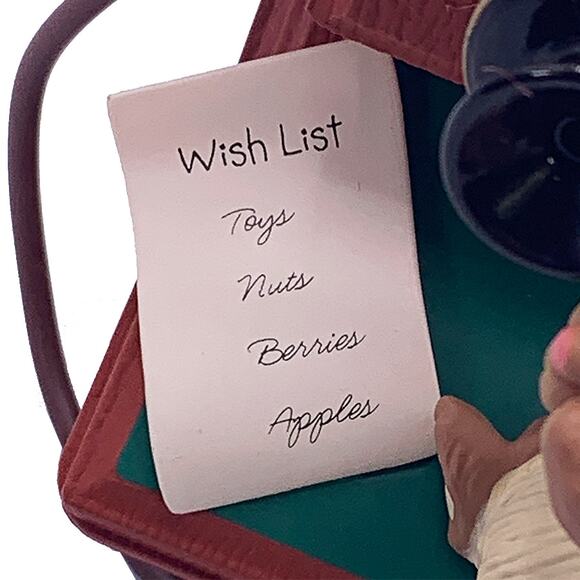 Hallmark Keepsake 1998 CHATTY CHIPMUNK Collectible Christmas Ornament Mint Box - Picture 4 of 6